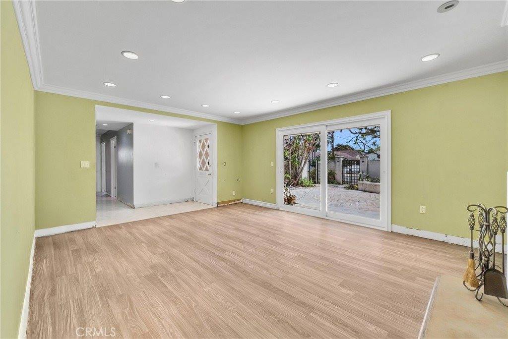 16321 Honolulu Lane, Huntington Beach, CA 92649