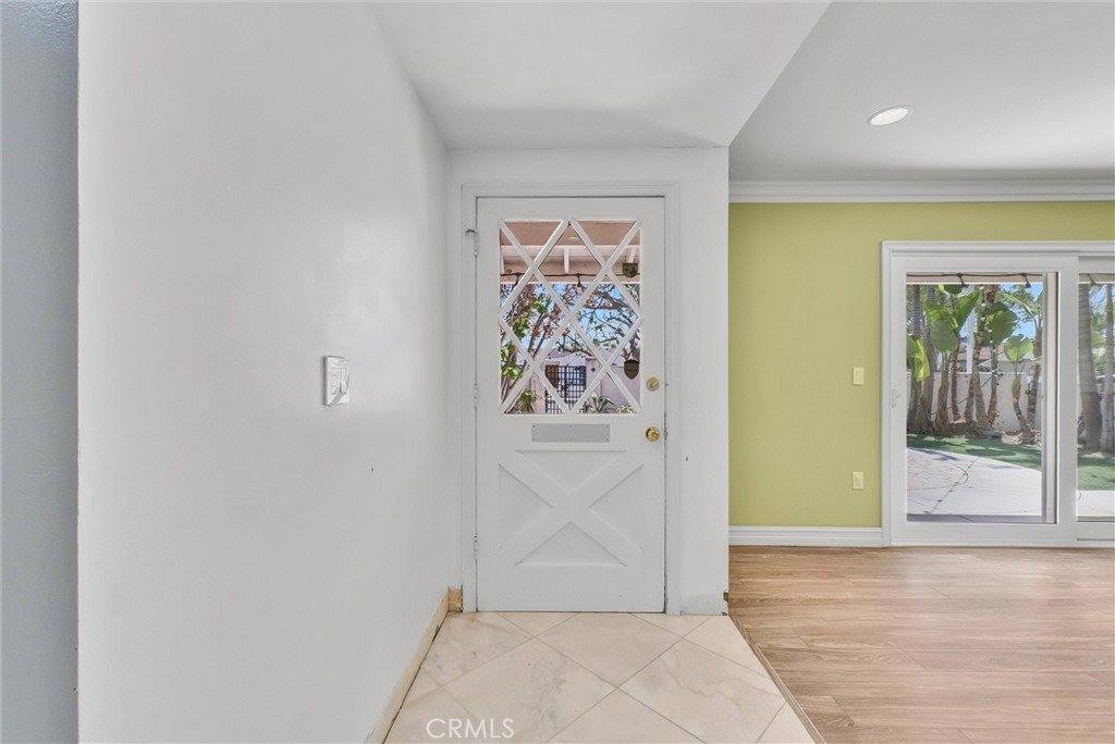16321 Honolulu Lane, Huntington Beach, CA 92649