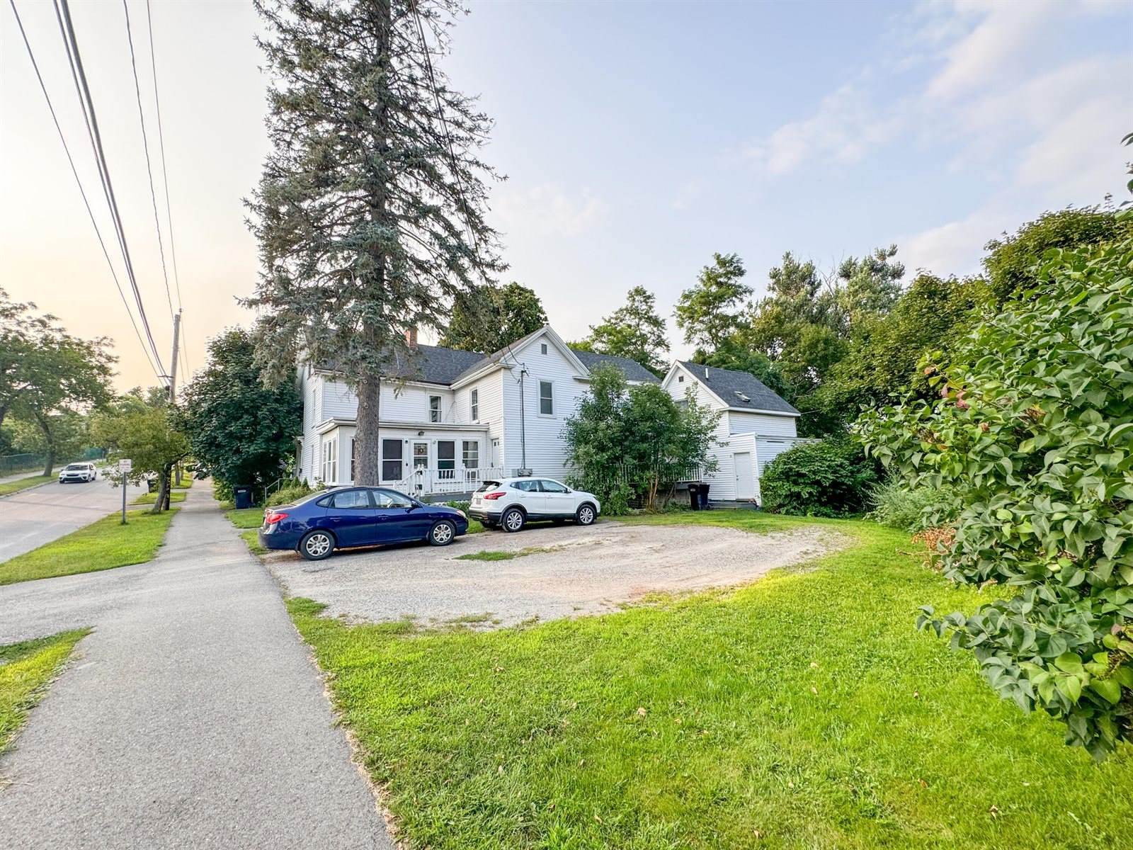 51 Lincoln Street, Bangor, ME 04401