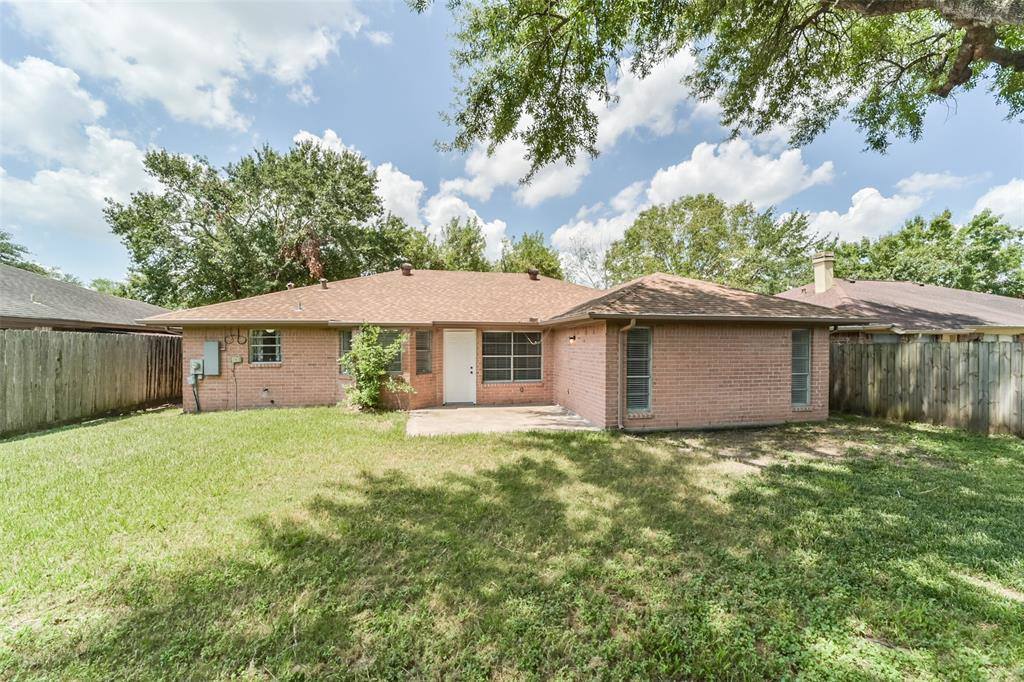 10302 Coralstone Road, Houston, TX 77086