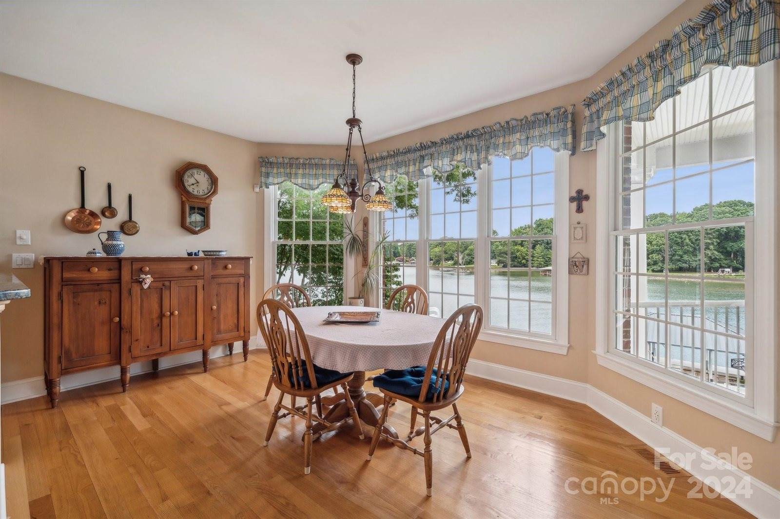 112 Sumter Drive, Mooresville, NC 28117