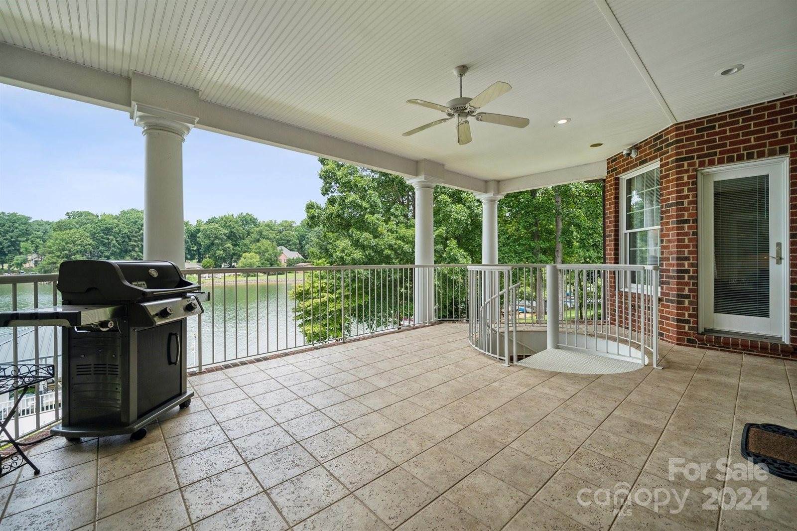 112 Sumter Drive, Mooresville, NC 28117