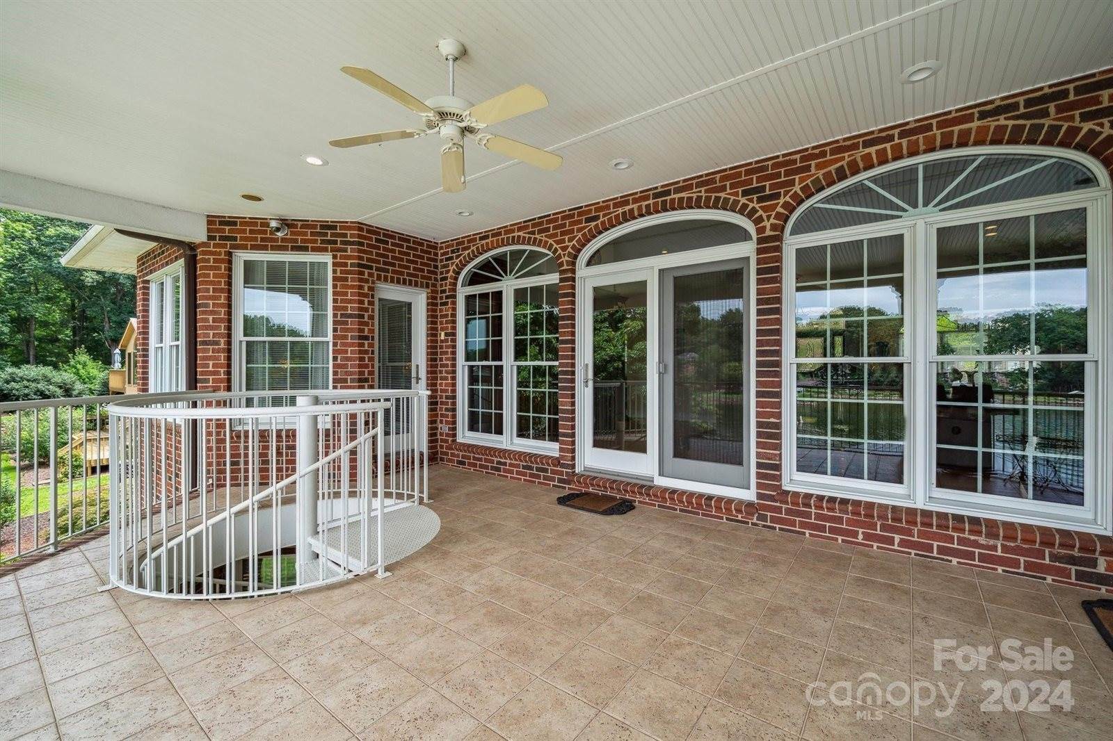 112 Sumter Drive, Mooresville, NC 28117