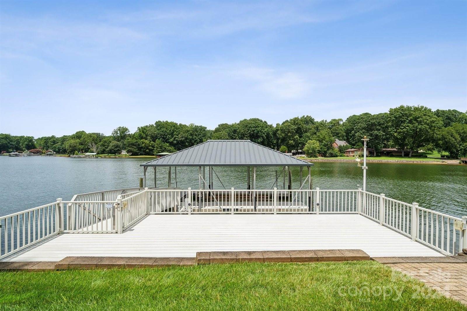 112 Sumter Drive, Mooresville, NC 28117