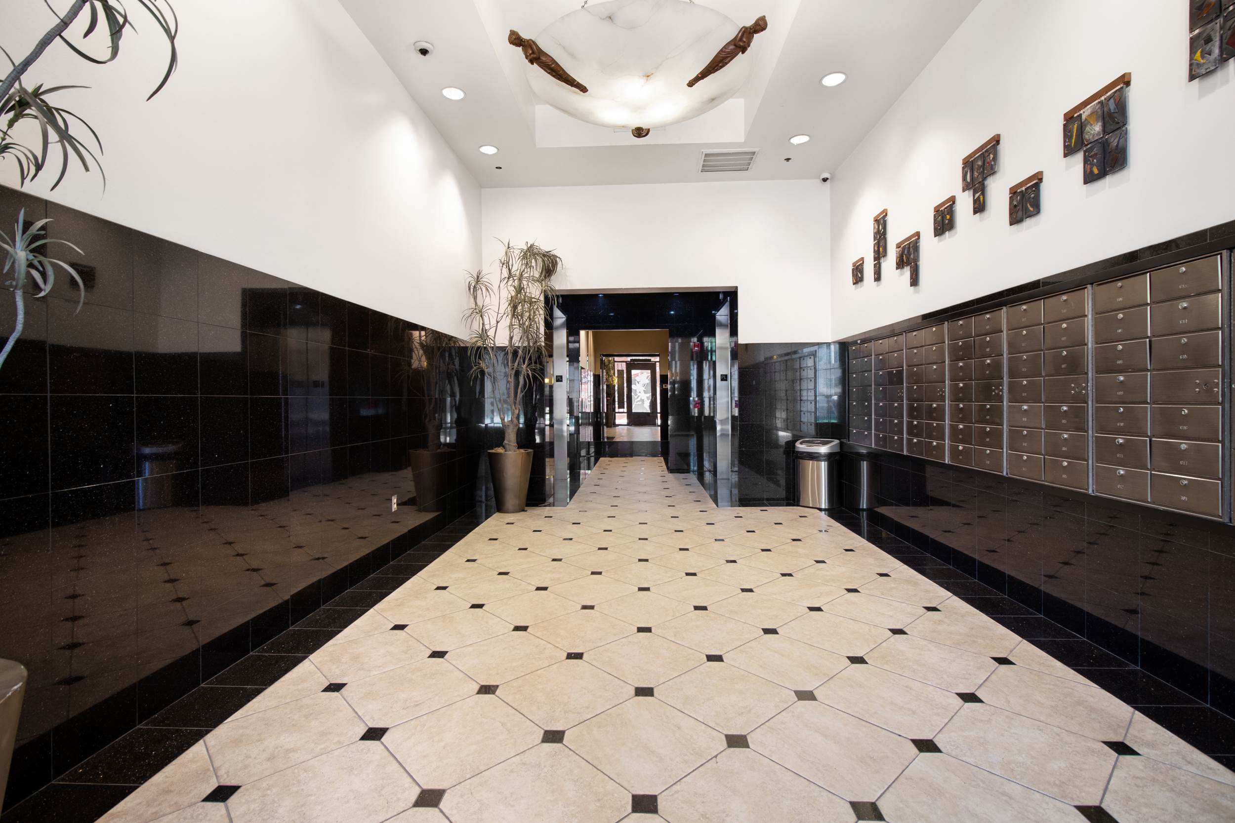 21 East 6TH Street, #609, Tempe, AZ 85281