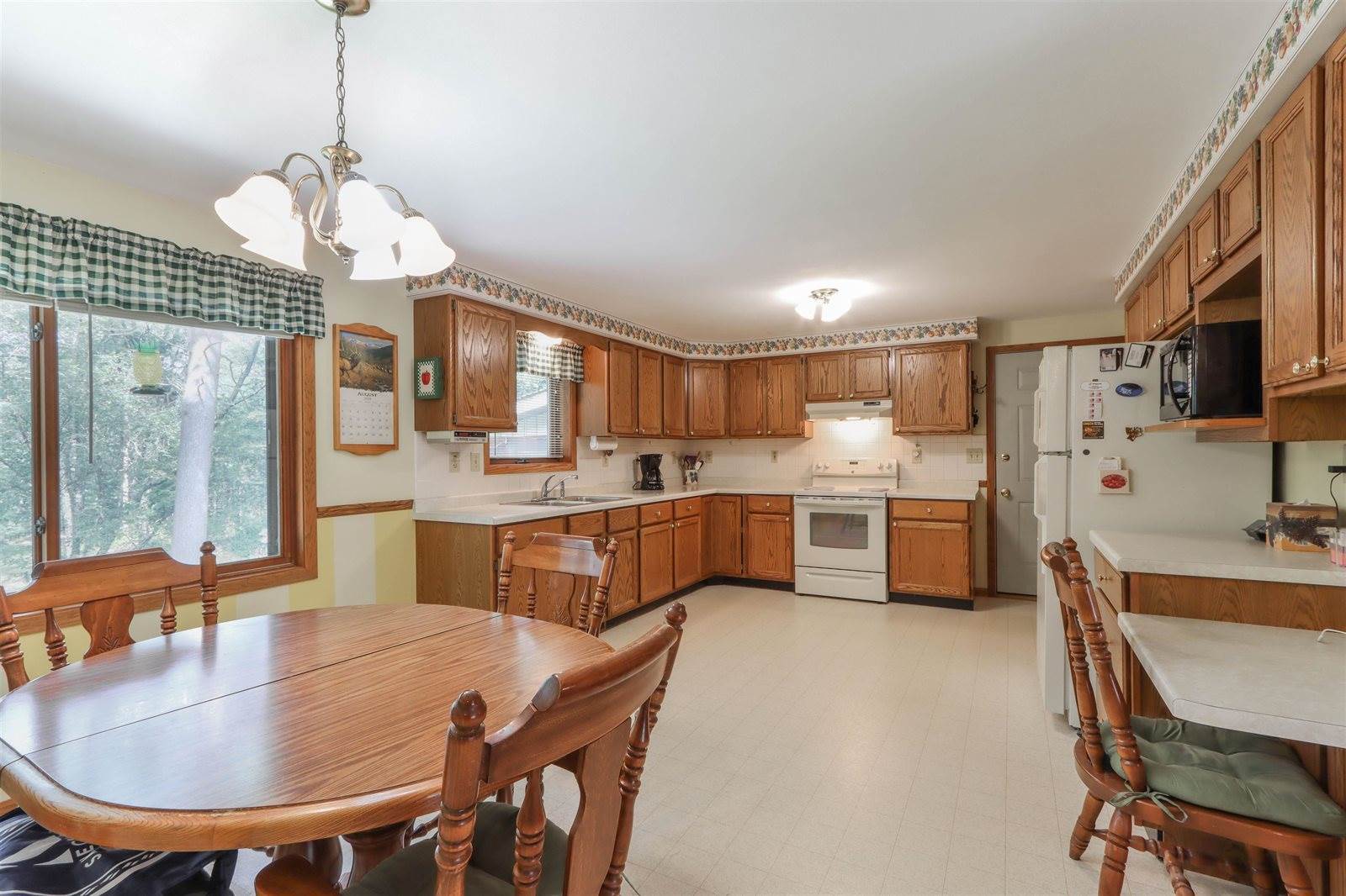 715 E 17th Lane, Arkdale, WI 54613