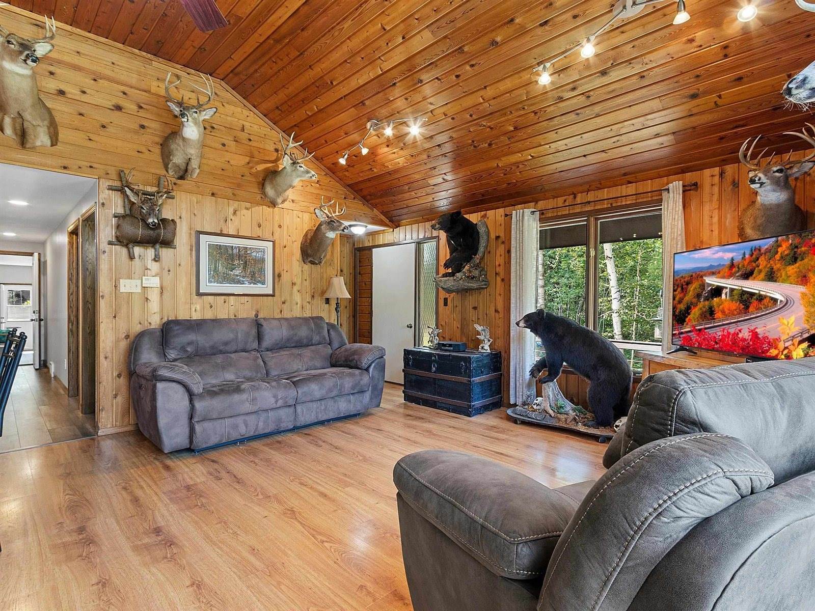 9558 Gray Lake Road, Gillett, WI 54124