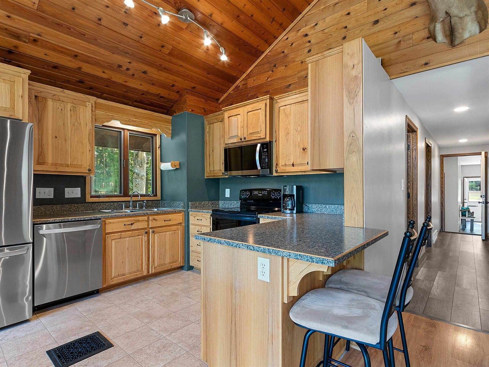 9558 Gray Lake Road, Gillett, WI 54124