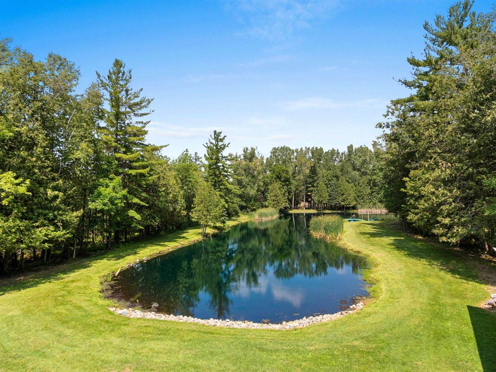 9558 Gray Lake Road, Gillett, WI 54124