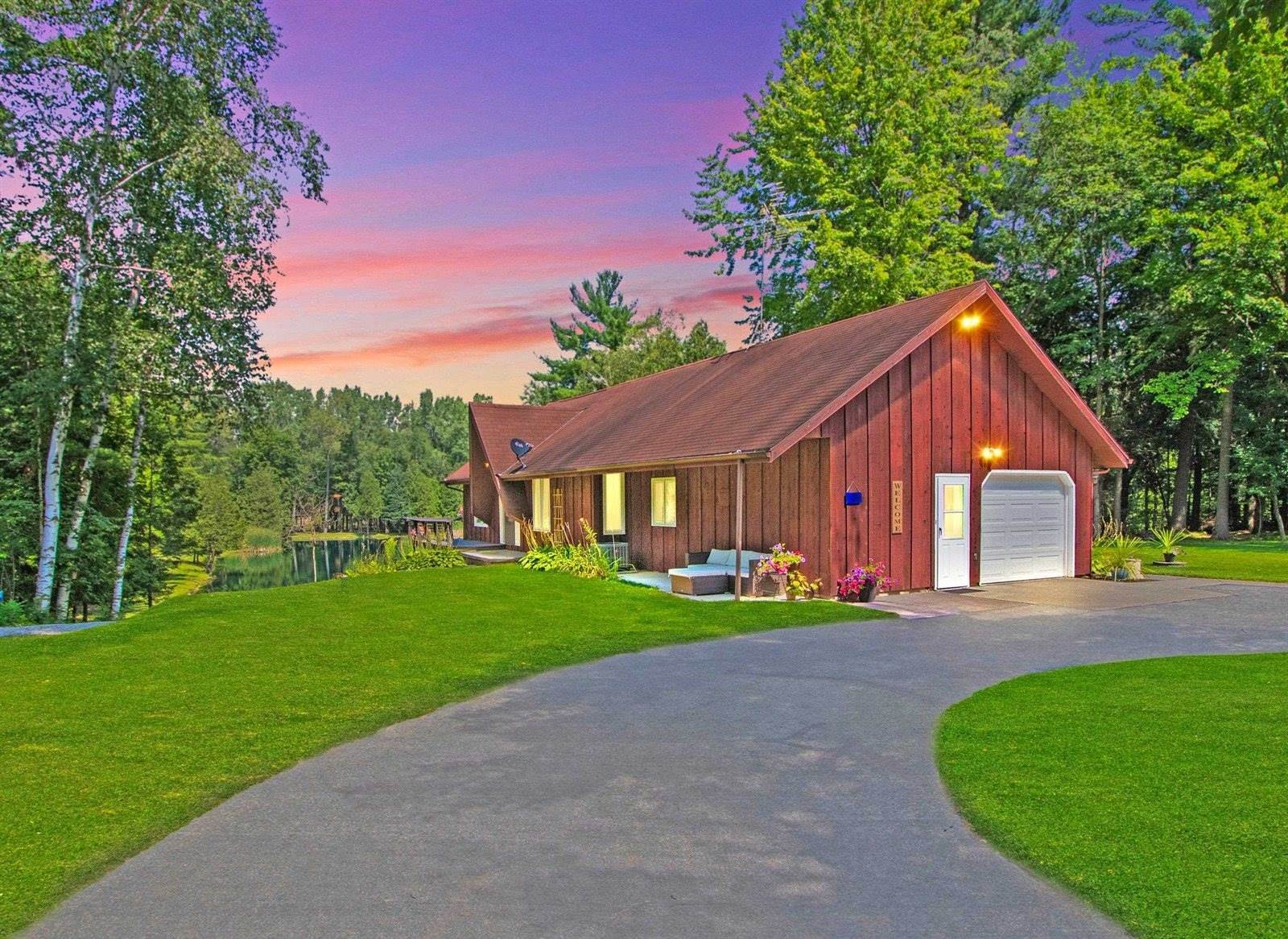 9558 Gray Lake Road, Gillett, WI 54124