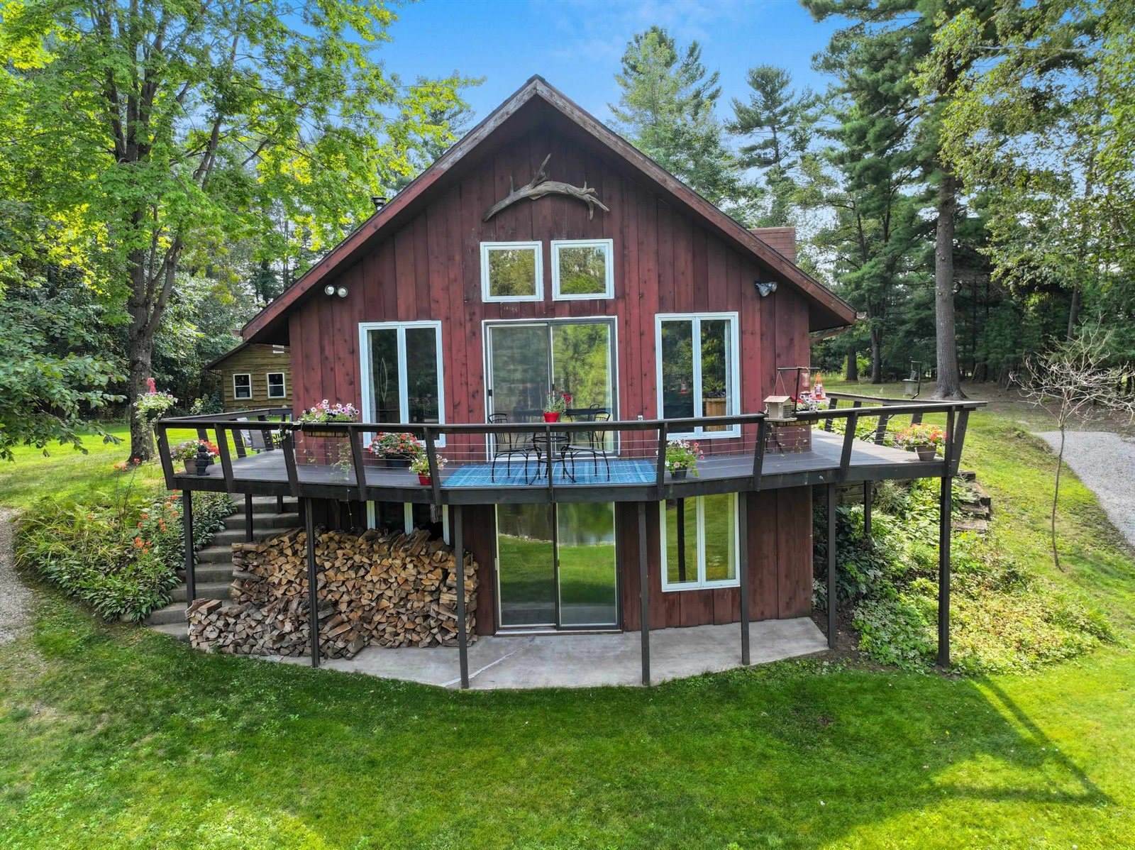 9558 Gray Lake Road, Gillett, WI 54124