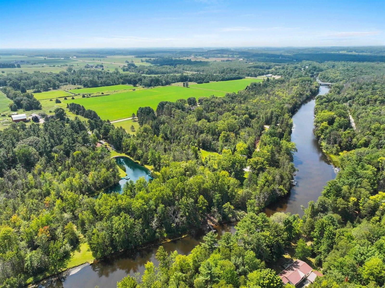 9558 Gray Lake Road, Gillett, WI 54124