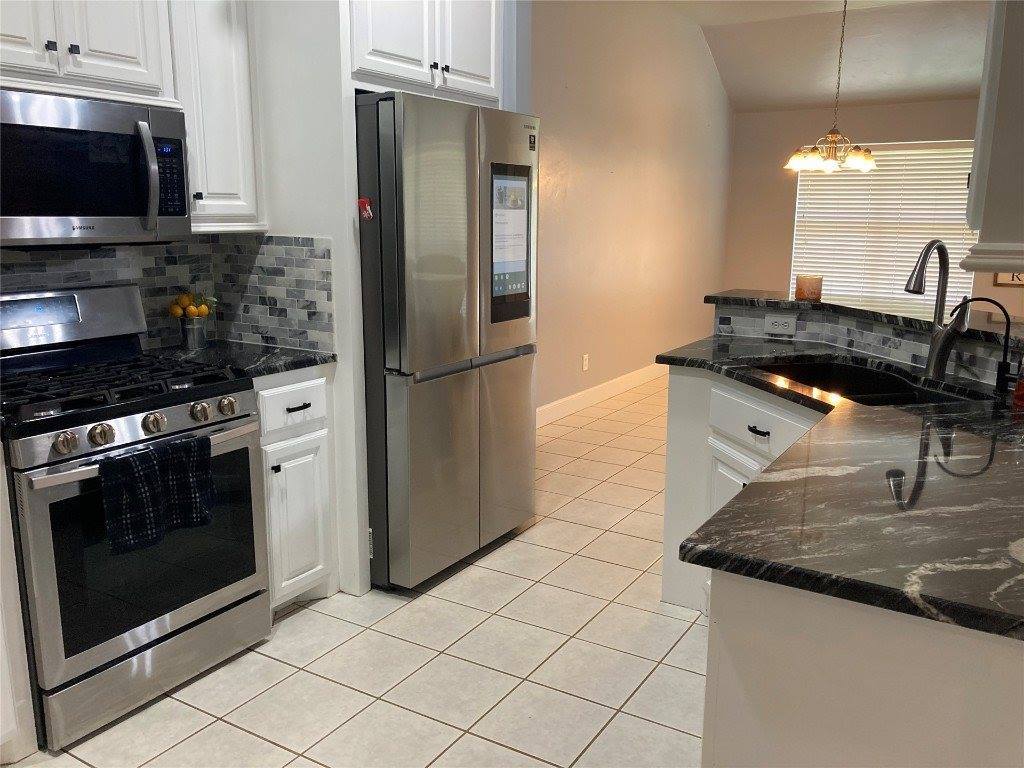 3817 Amadeus Avenue, Harrah, OK 73045