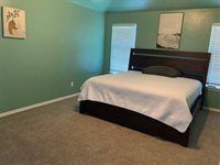 3817 Amadeus Avenue, Harrah, OK 73045