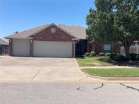 3817 Amadeus Avenue, Harrah, OK 73045