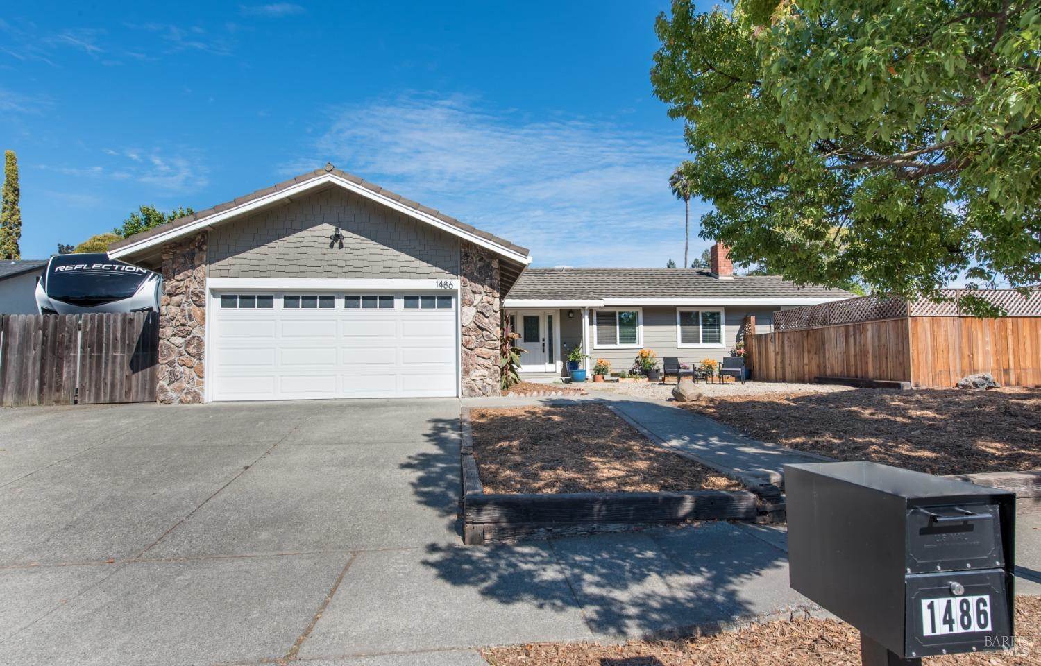 1486 Peterson Lane, Santa Rosa, CA 95403