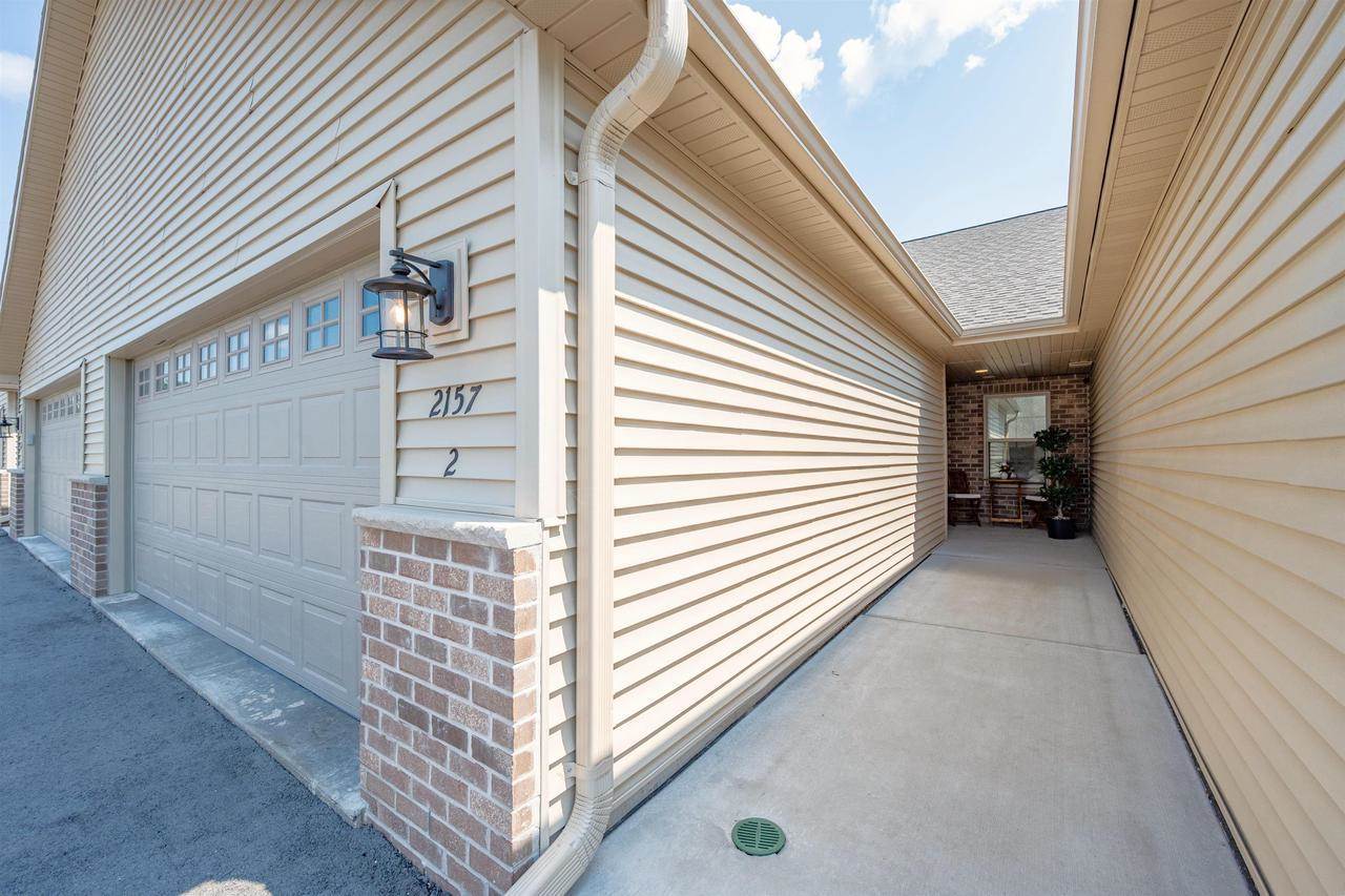 2157 Royal Crest Circle #2, #2, Green Bay, WI 54311