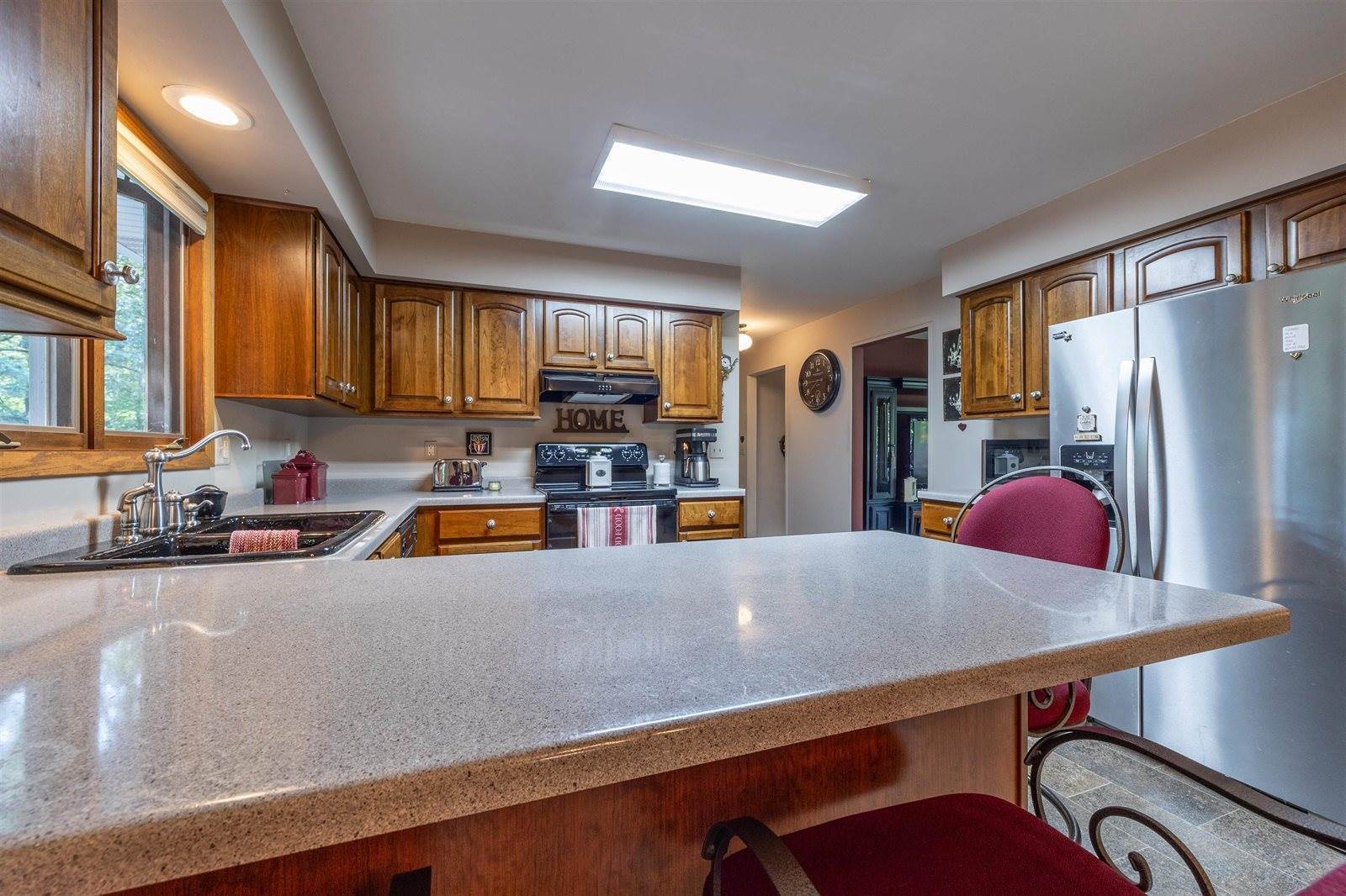 1721 Ridgewood Circle, Plover, WI 54467