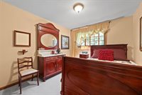 1721 Ridgewood Circle, Plover, WI 54467