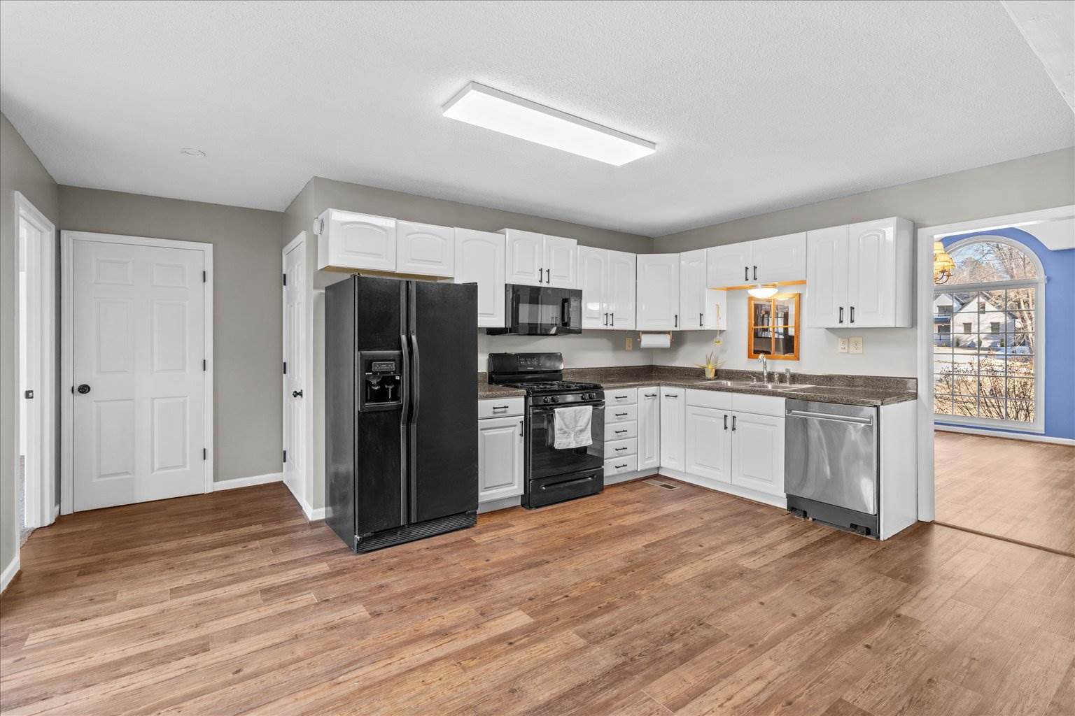 1682 Long Hollow Rd, Rock Spring, GA 30739