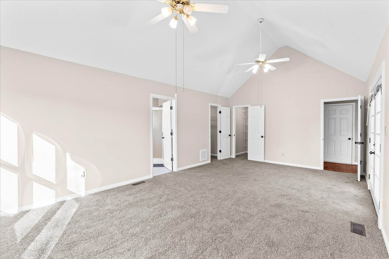 1682 Long Hollow Rd, Rock Spring, GA 30739