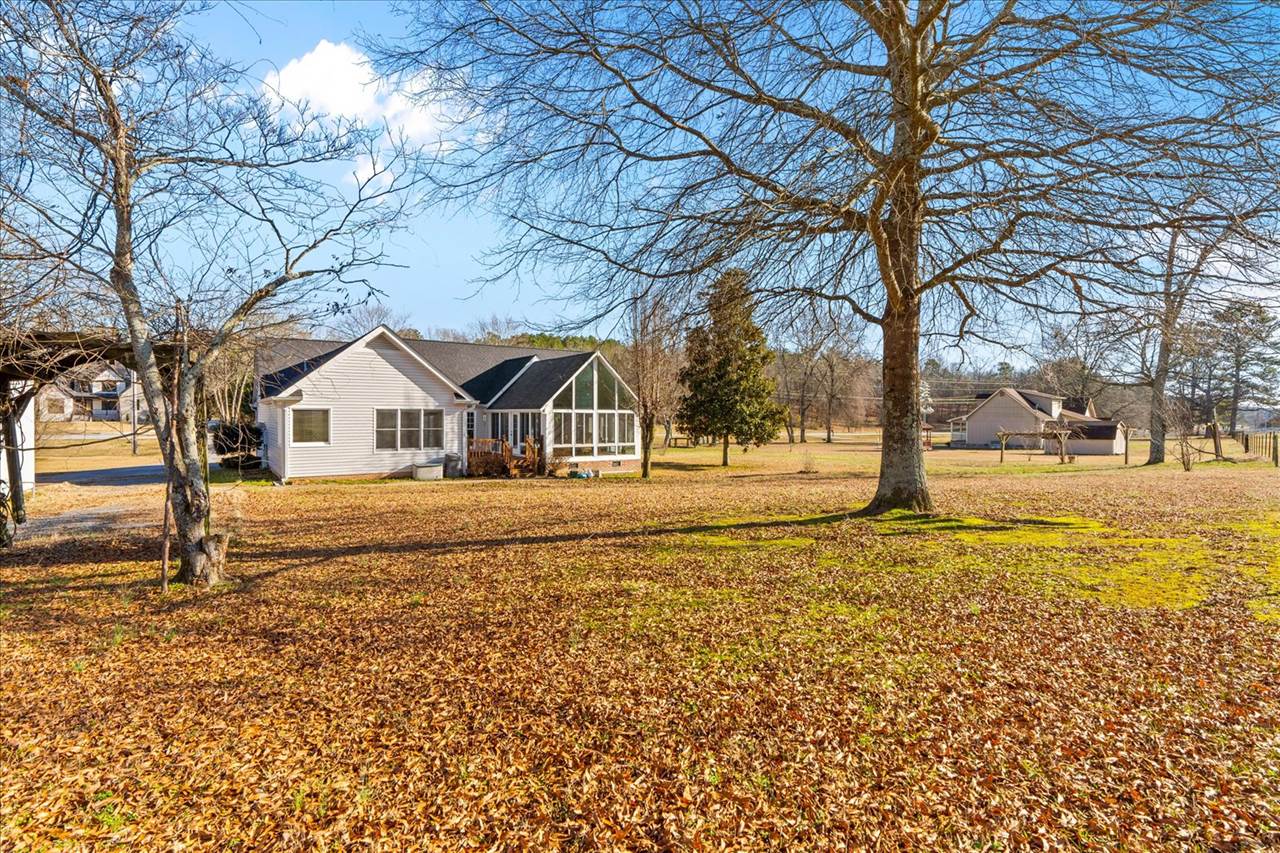 1682 Long Hollow Rd, Rock Spring, GA 30739