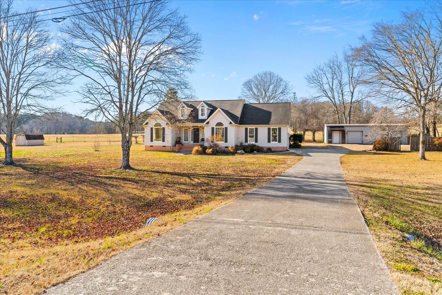 1682 Long Hollow Rd, Rock Spring, GA 30739