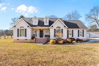 1682 Long Hollow Rd, Rock Spring, GA 30739