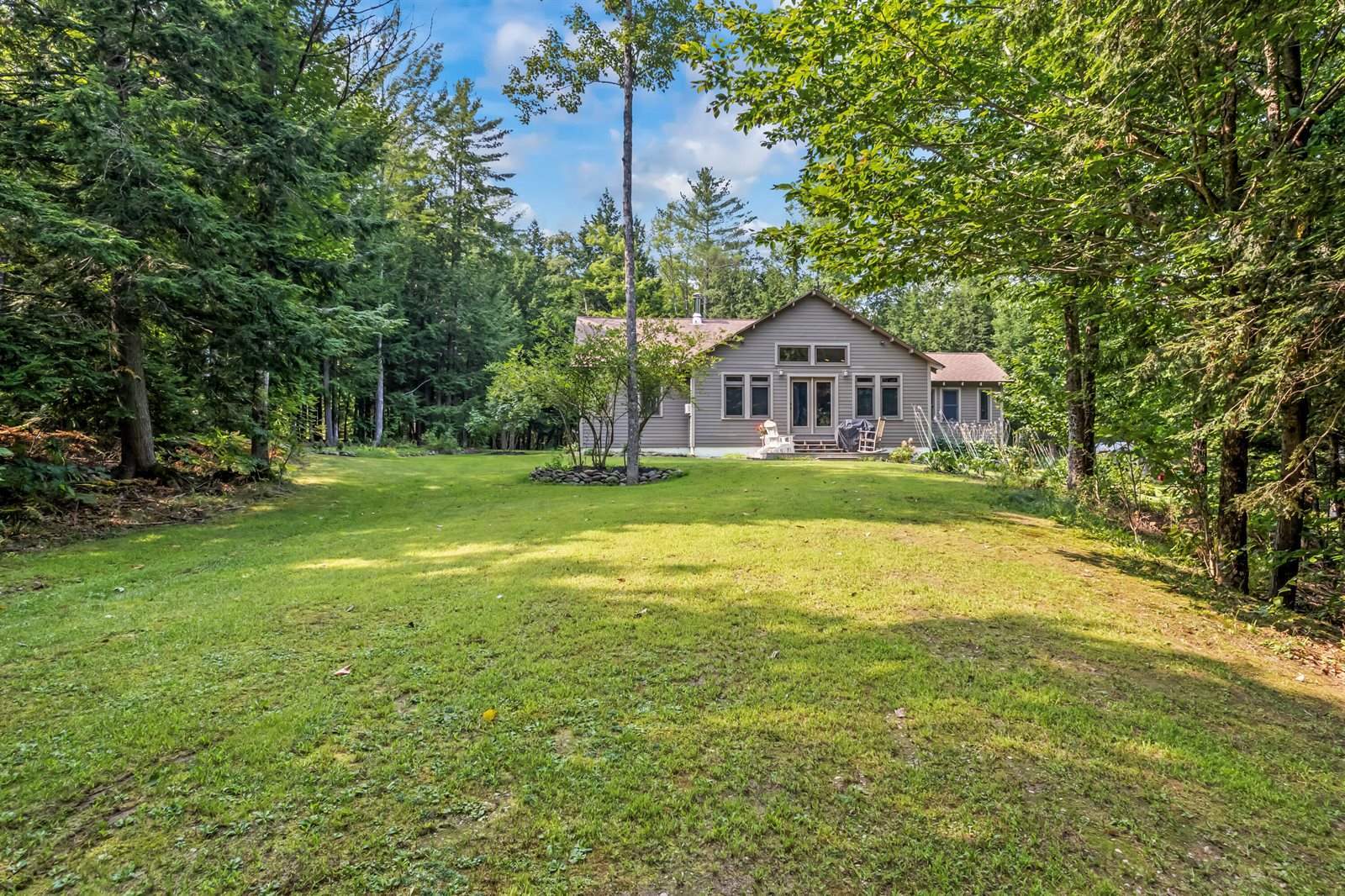 472 Townhouse Road, Kenduskeag, ME 04450