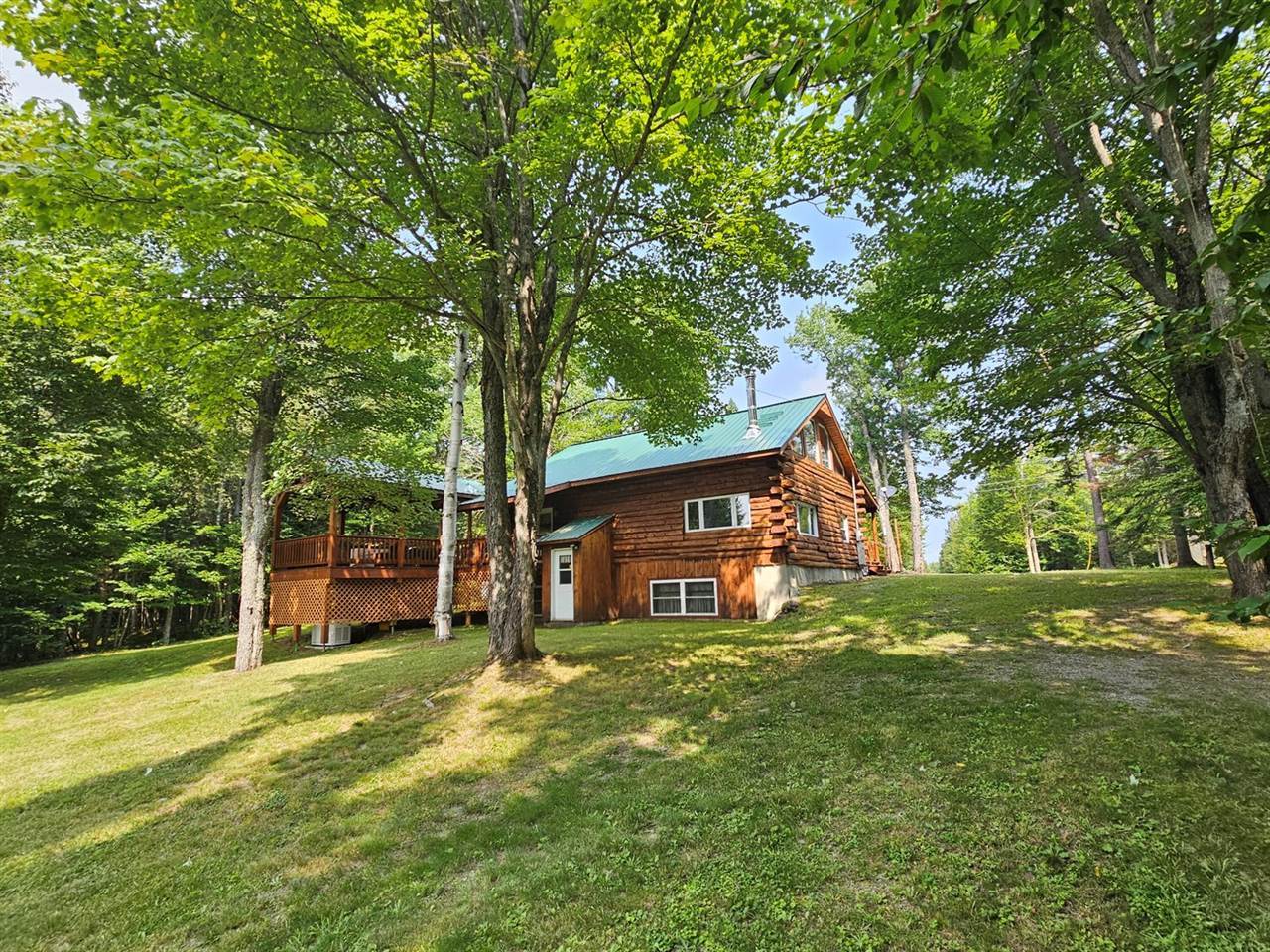 8 Fox Run Road, Jackman, ME 04945