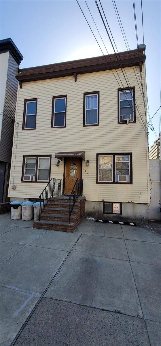 113 Poplar St, Jersey City, NJ 07307