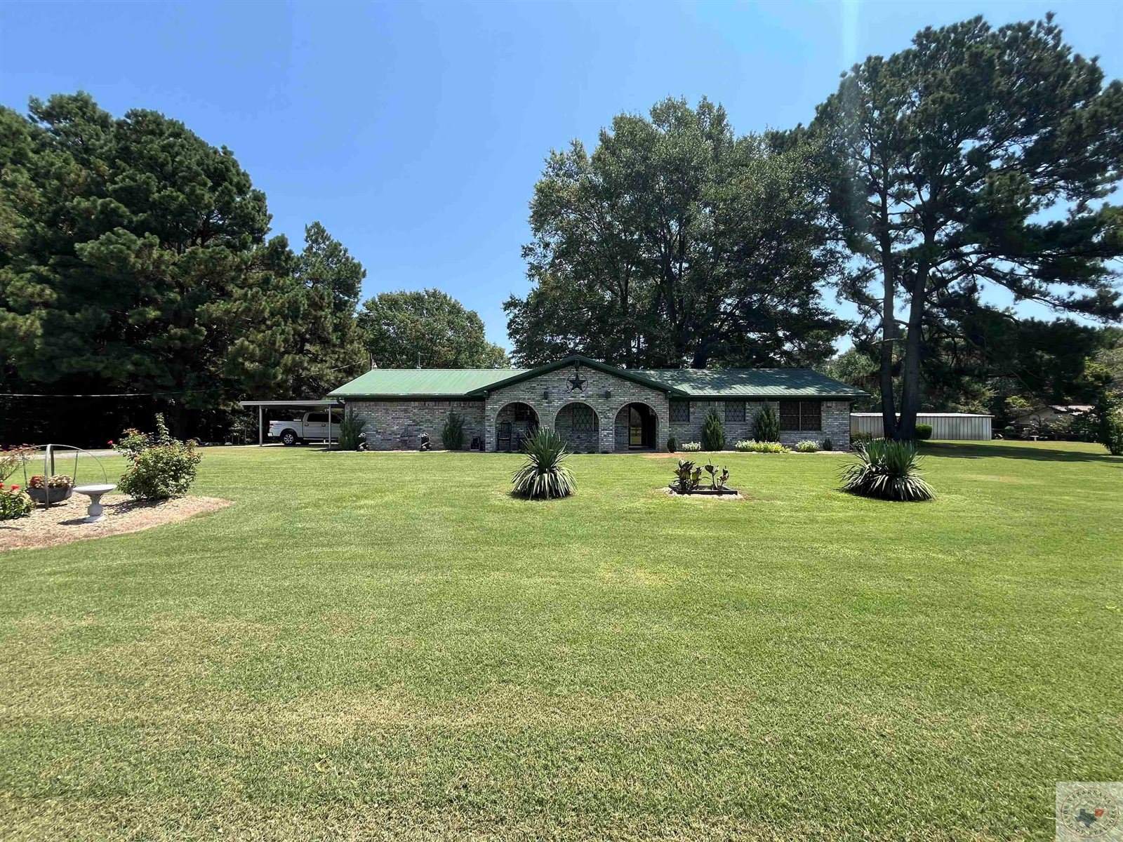 2928 County Road 4217, Simms, TX 75574