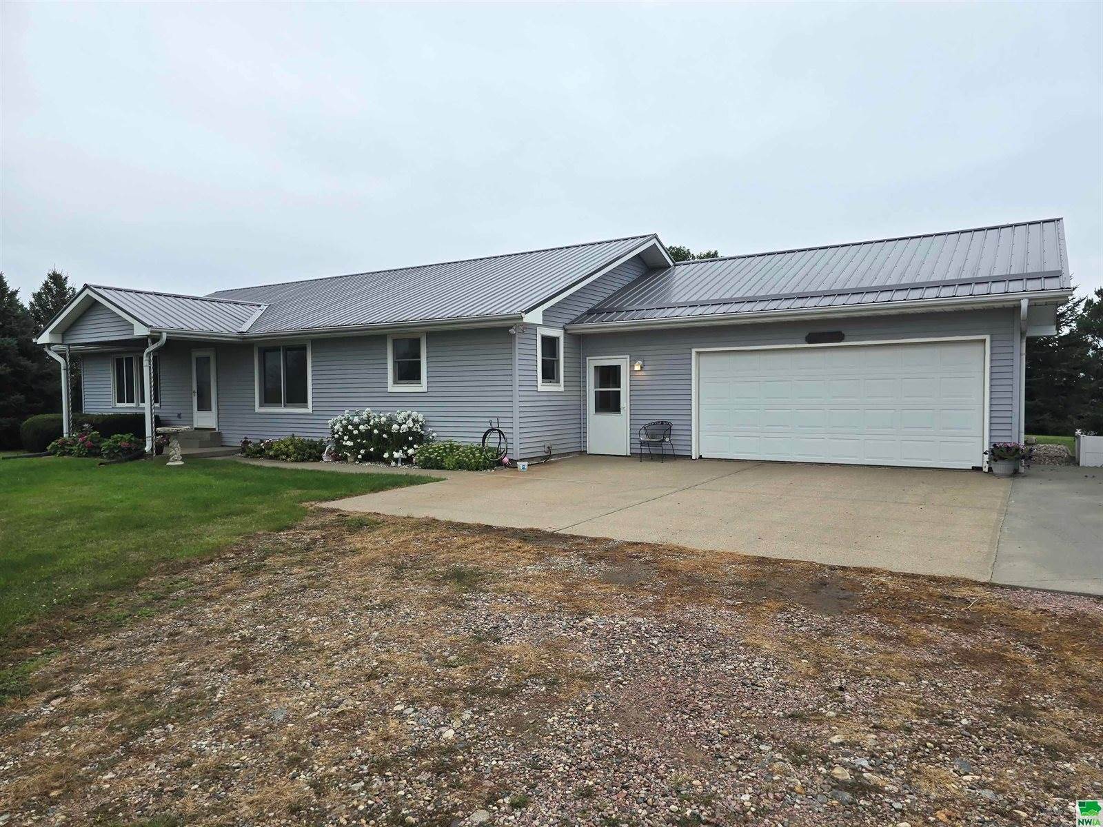 21179 Bluebird Ave, Westfield, IA 51062