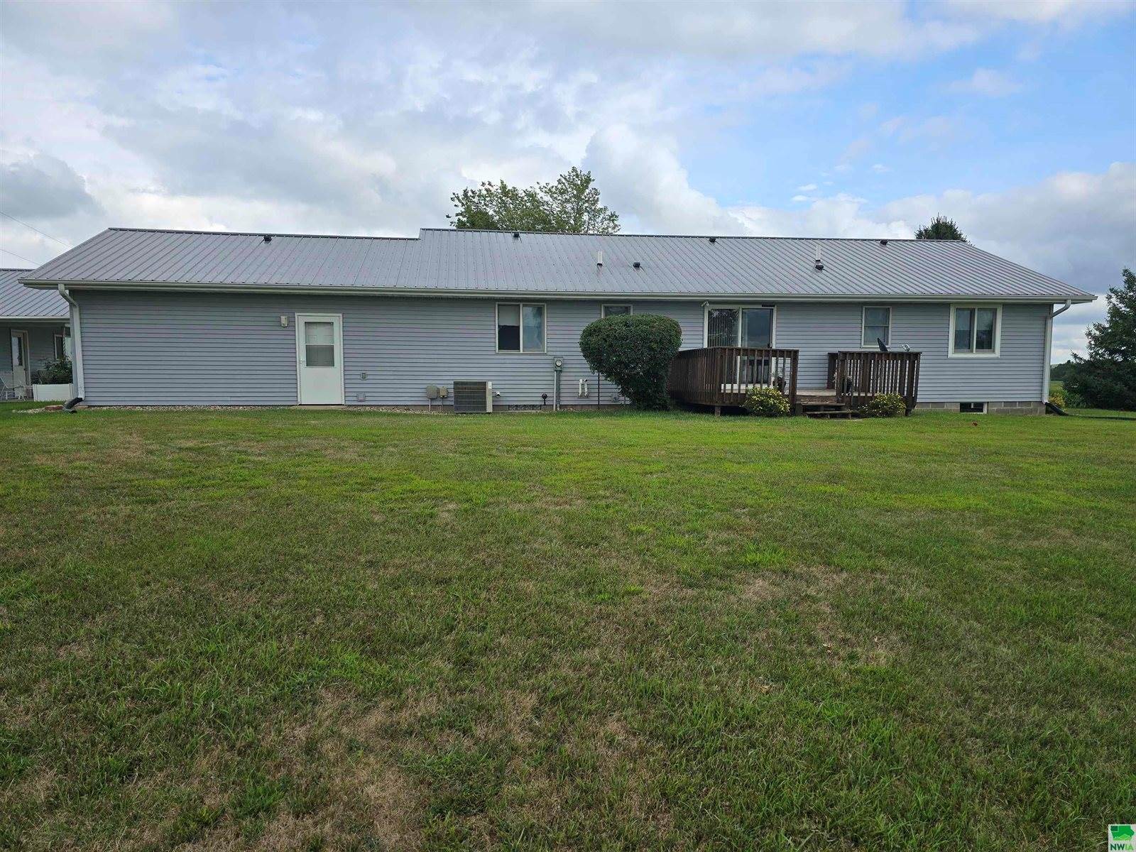 21179 Bluebird Ave, Westfield, IA 51062