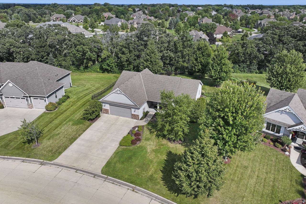 9401 48th AVENUE, Pleasant Prairie, WI 53158