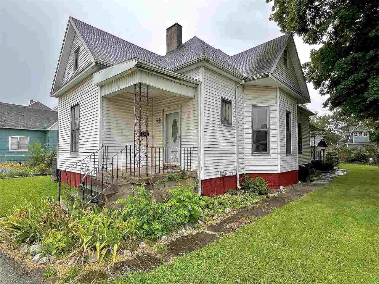 1441 Locust, Terre Haute, IN 47807