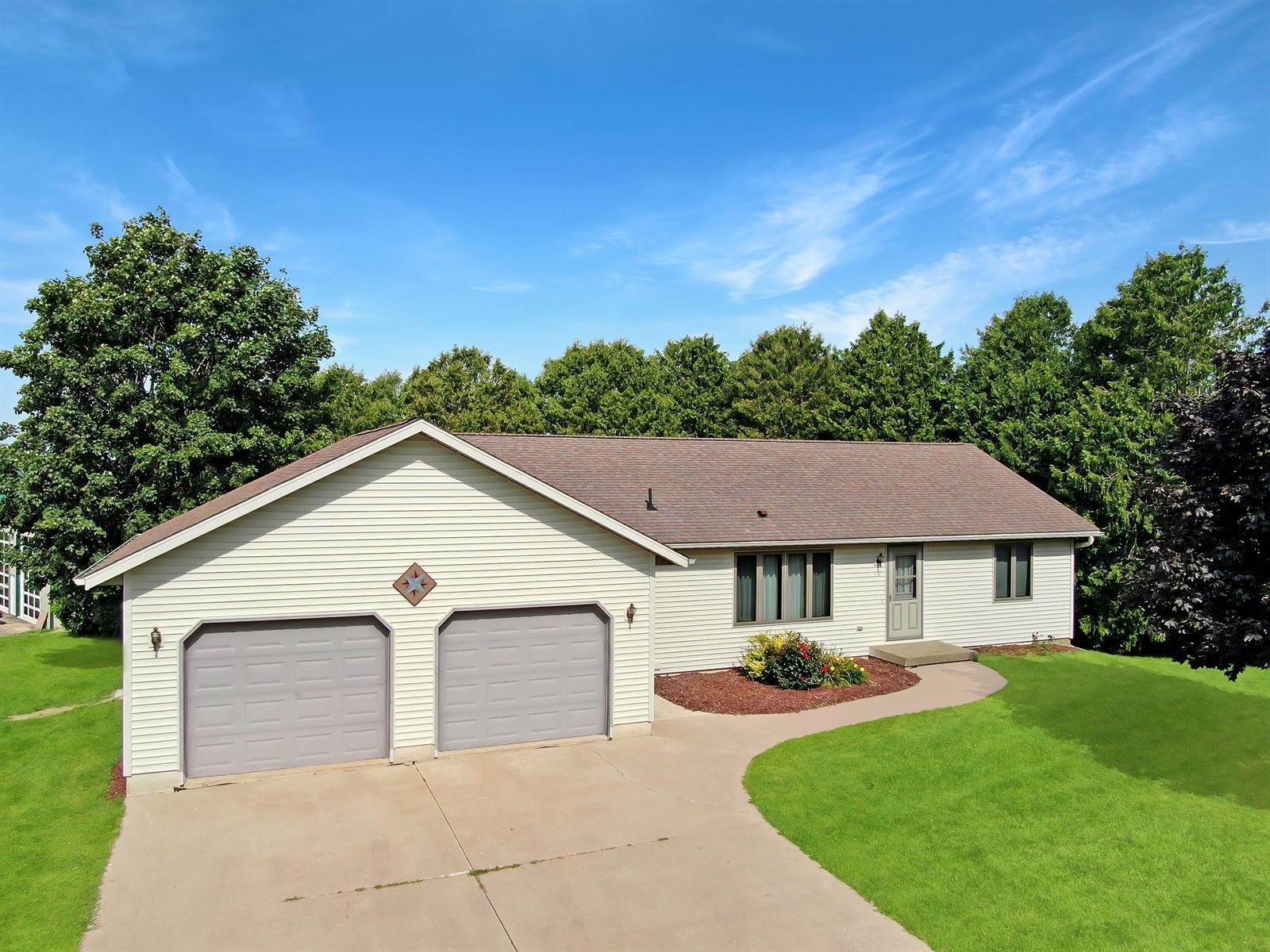 102 North Nelson St, Westby, WI 54667