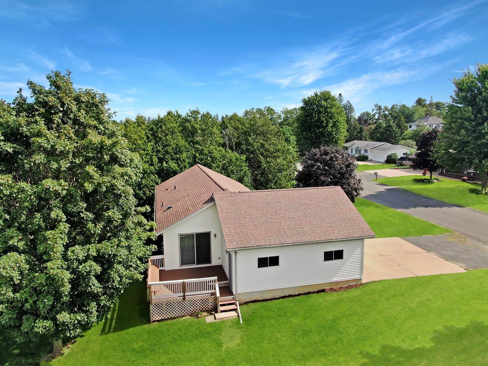 102 North Nelson St, Westby, WI 54667