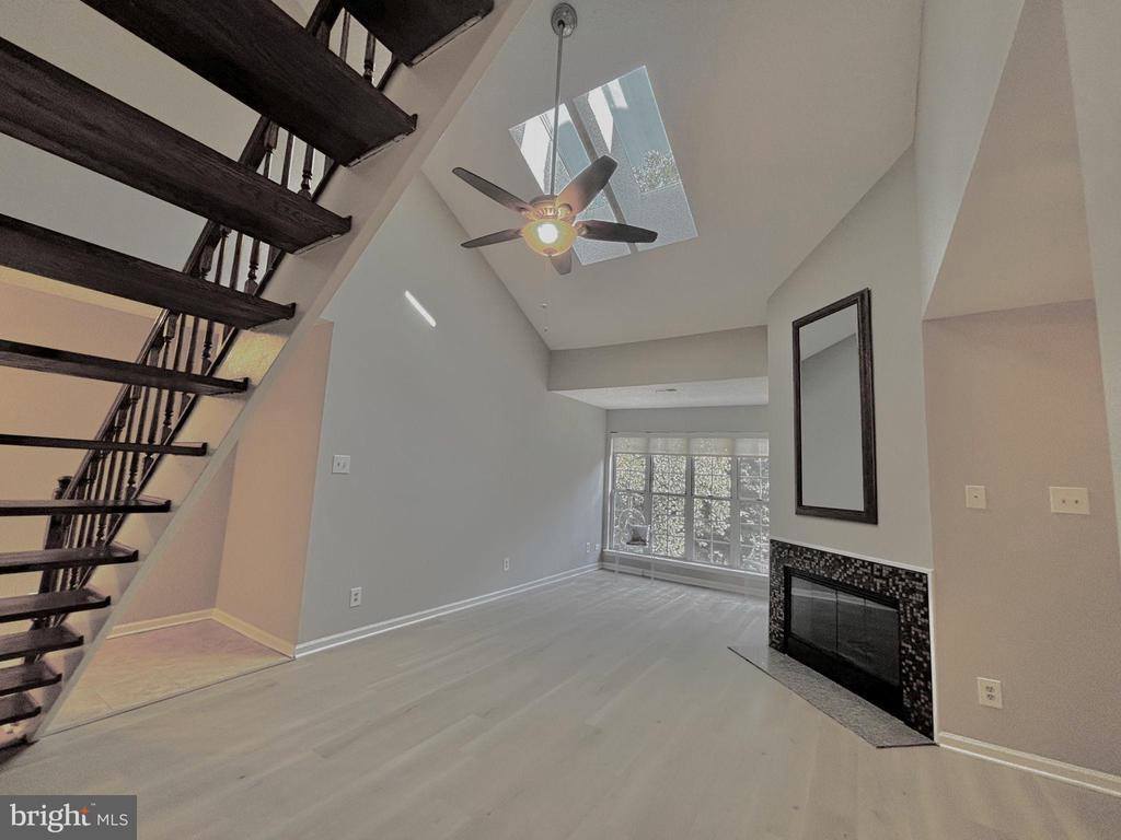 3800 Green Ridge Court, Fairfax, VA 22033