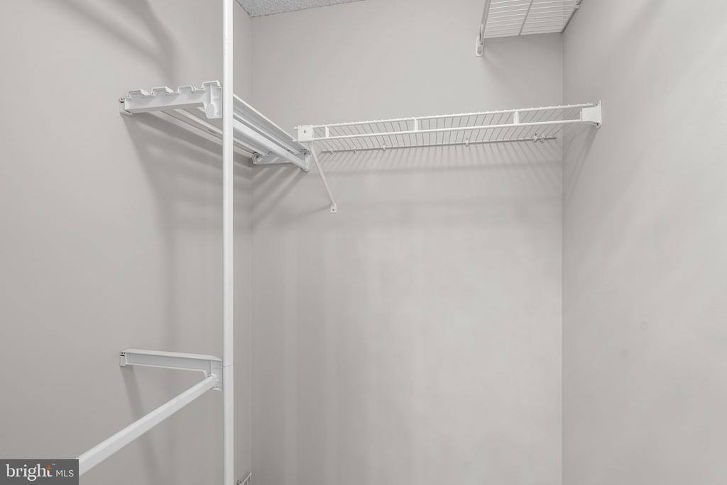 3800 Green Ridge Court, Fairfax, VA 22033