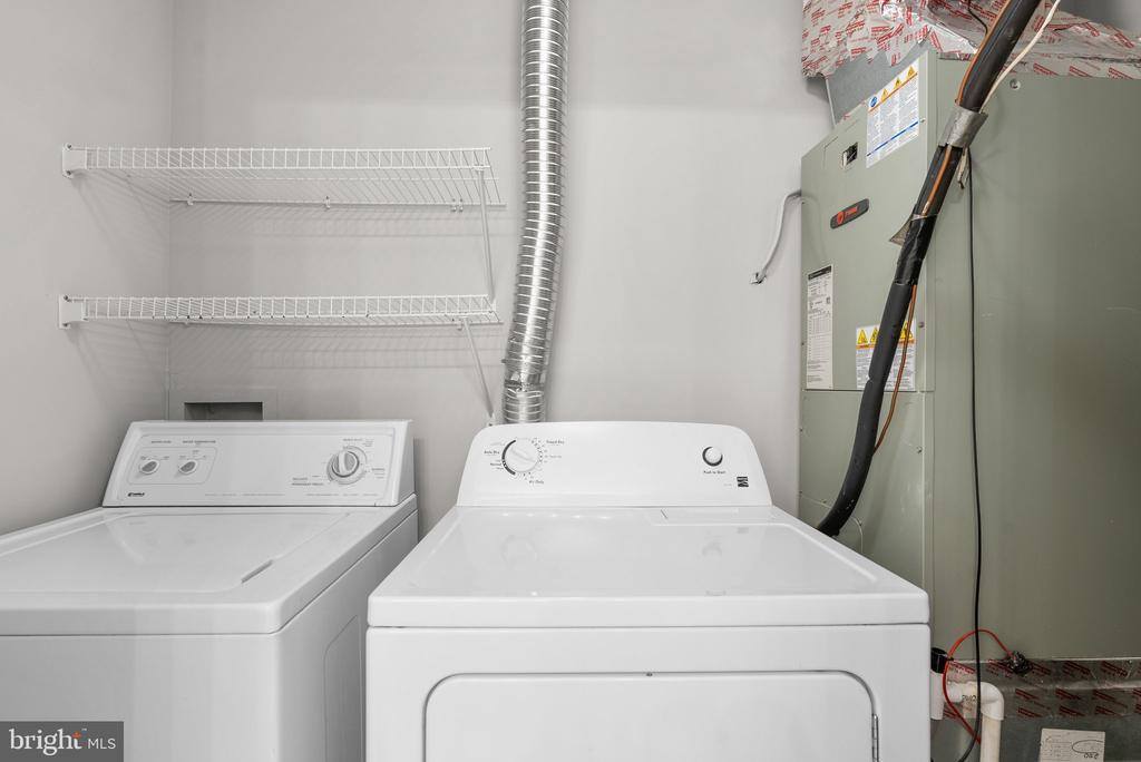 3800 Green Ridge Court, Fairfax, VA 22033