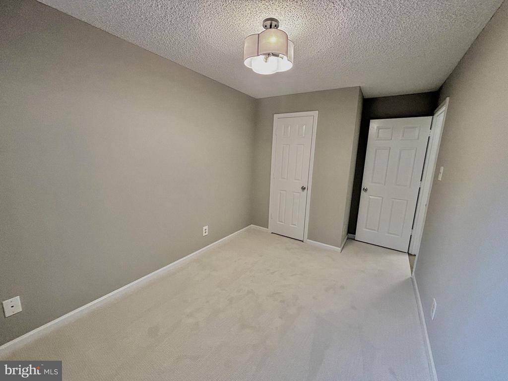 3800 Green Ridge Court, Fairfax, VA 22033