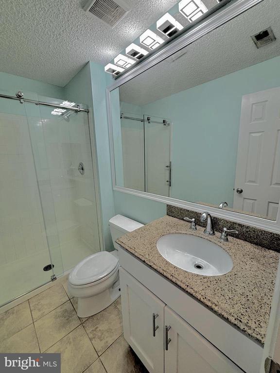 3800 Green Ridge Court, Fairfax, VA 22033