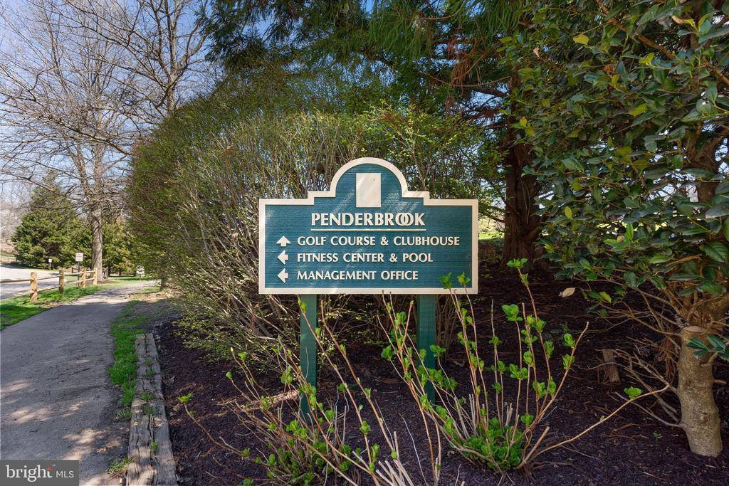 3800 Green Ridge Court, Fairfax, VA 22033