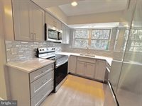 3800 Green Ridge Court, Fairfax, VA 22033