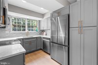 3800 Green Ridge Court, Fairfax, VA 22033