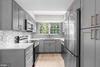 3800 Green Ridge Court, Fairfax, VA 22033