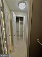 3800 Green Ridge Court, Fairfax, VA 22033