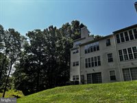 3800 Green Ridge Court, Fairfax, VA 22033