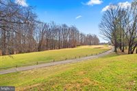 3800 Green Ridge Court, Fairfax, VA 22033